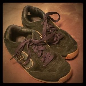 etnies retro shoes